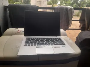 Laptop HP EliteBook 830 G6 8GB Intel Core i5 SSD 256GB