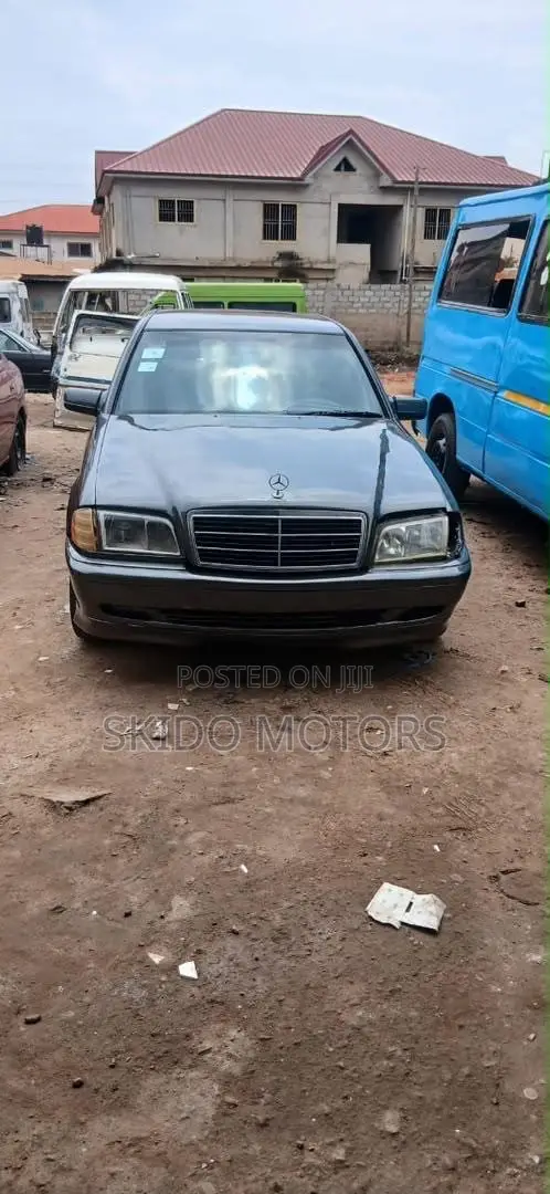 Mercedes-Benz C220 Classic 1996