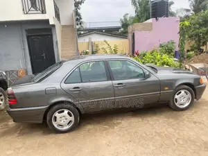 Mercedes-Benz C220 Classic 1996