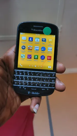BlackBerry Q10 16 GB Black