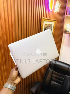 Laptop Apple MacBook Air 2017 8GB Intel Core i5 SSD 128GB