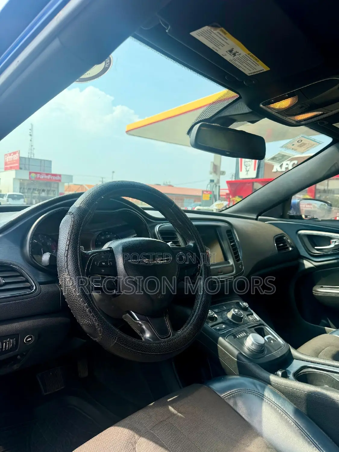 Chrysler 200 Limited 2015 Blue