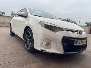 Toyota Corolla 2016 White