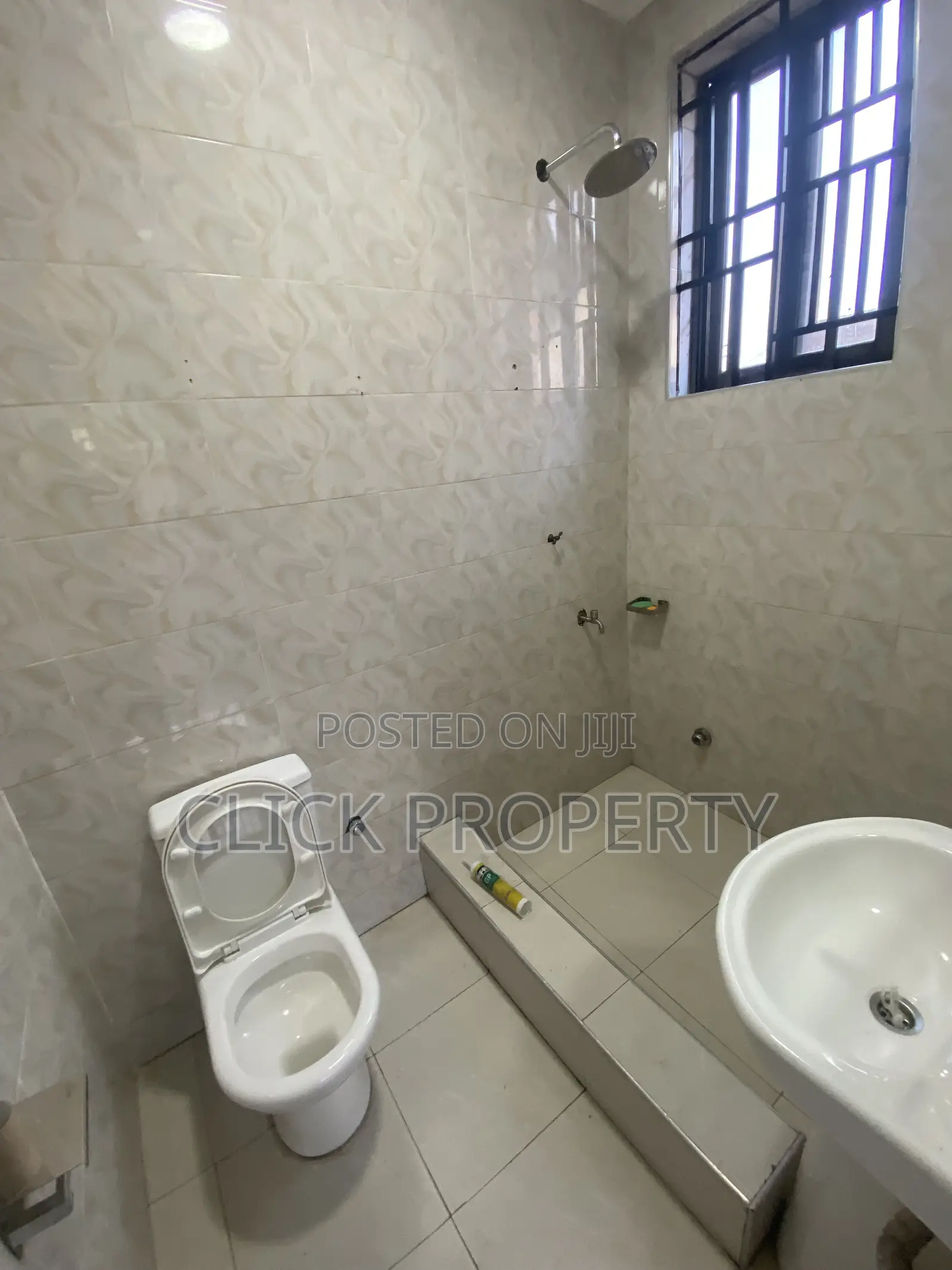 2bdrm Apartment in East Legon Ogbojo for rent