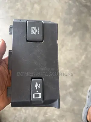 2017-20 Honda Civic Oem Center Console USB Power Outlet