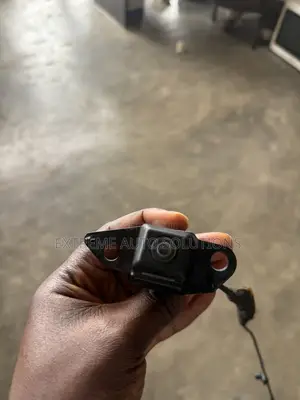 Toyota RAV4 (2015) OEM Replacement Backup Camera