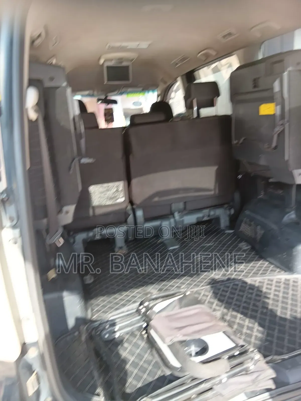 Toyota Voxy V 2WD 8-Seater 2014 Black