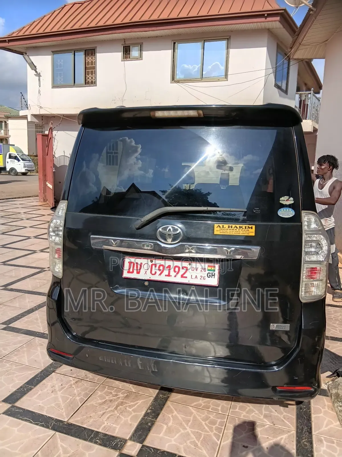 Toyota Voxy V 2WD 8-Seater 2014 Black