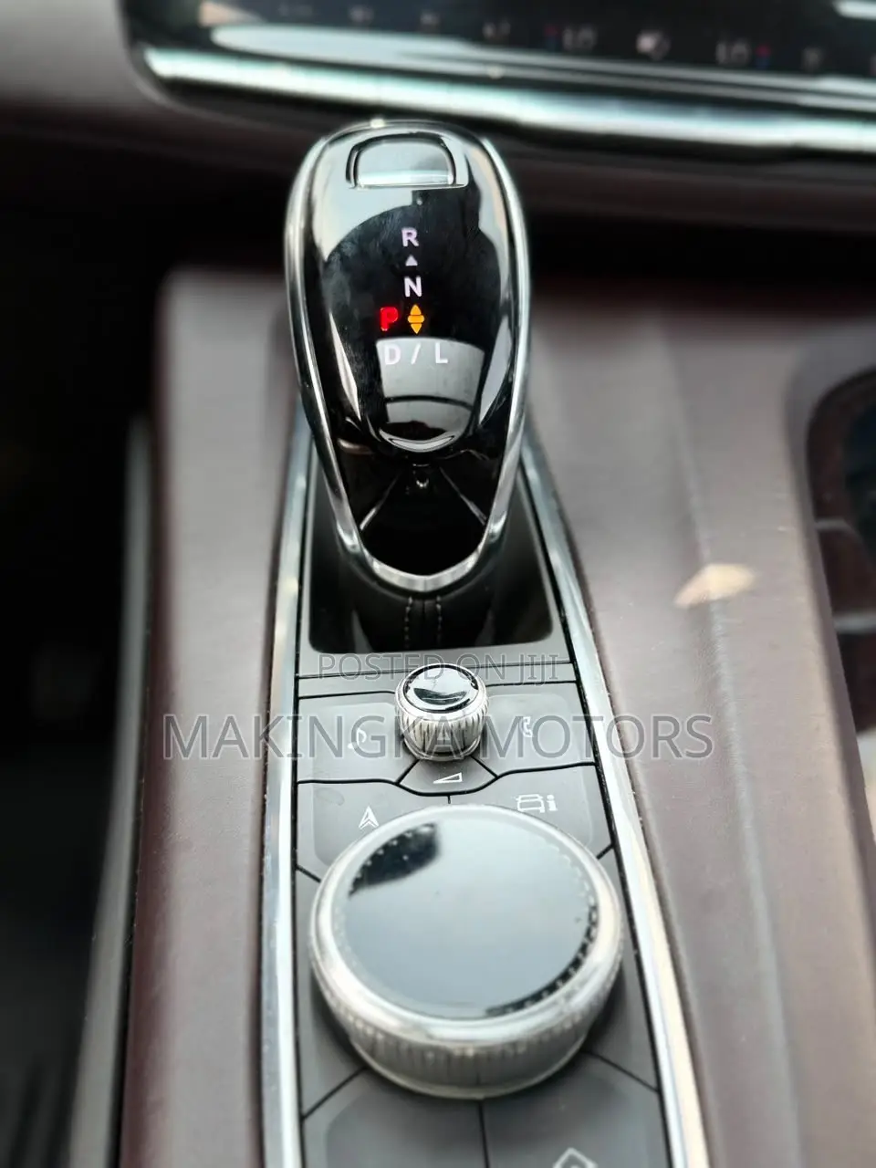 Cadillac Escalade Premium Luxury Platinum 4WD 2023 White