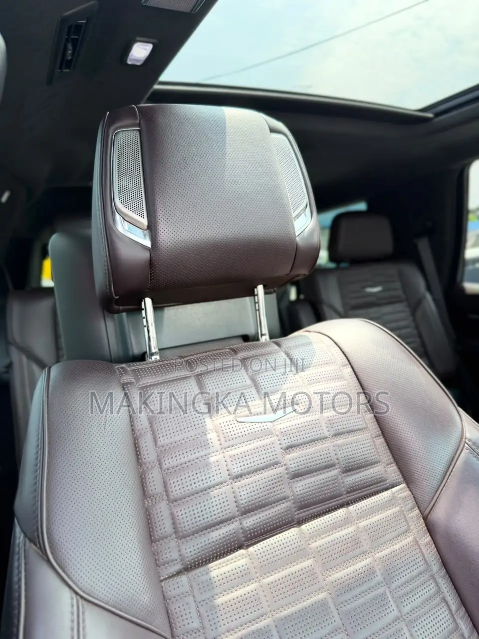 Cadillac Escalade Premium Luxury Platinum 4WD 2023 White