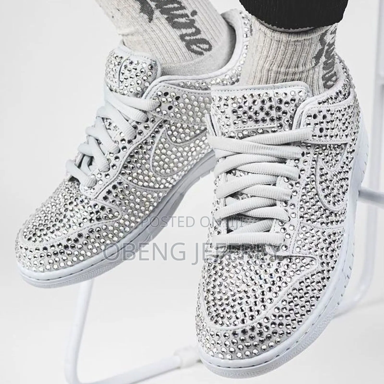 Original Nike SB Dunk Low White Sparkling Crystals