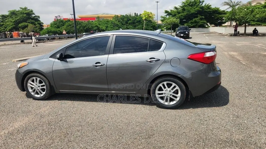 Kia Forte EX Sedan 2016 Gray