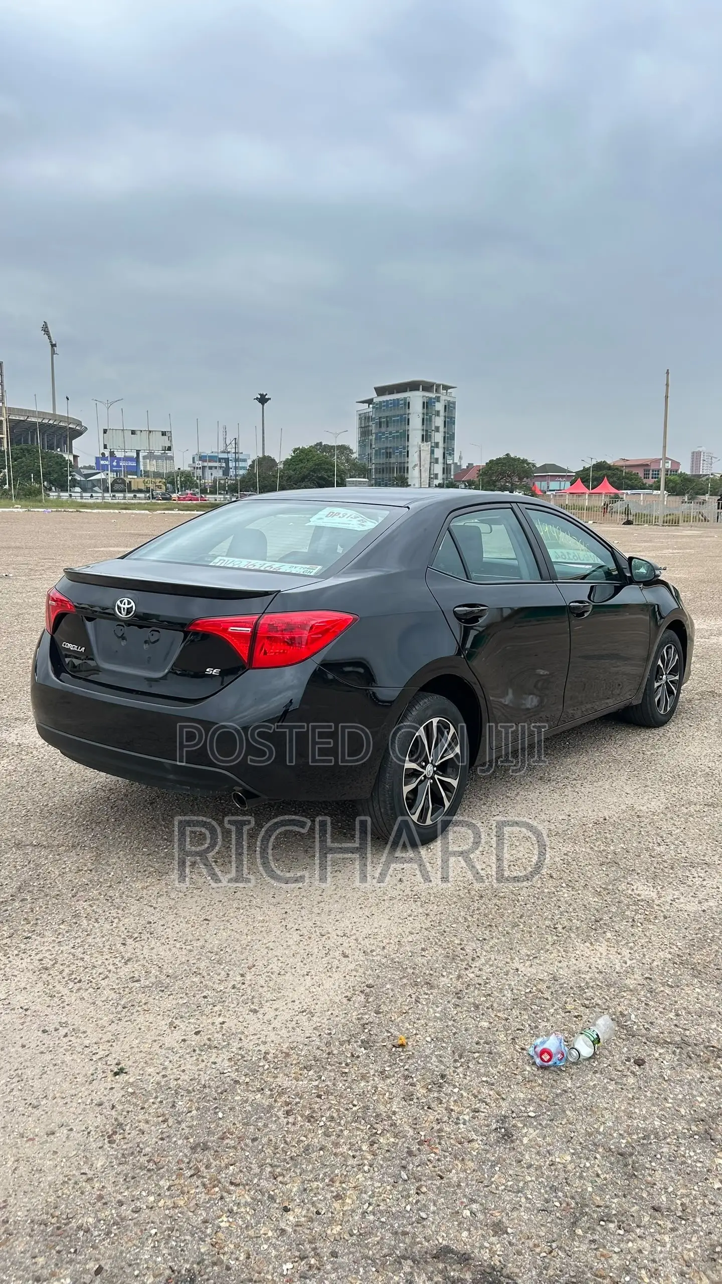Toyota Corolla SE (1.8L 4cyl 2A) 2019 Black