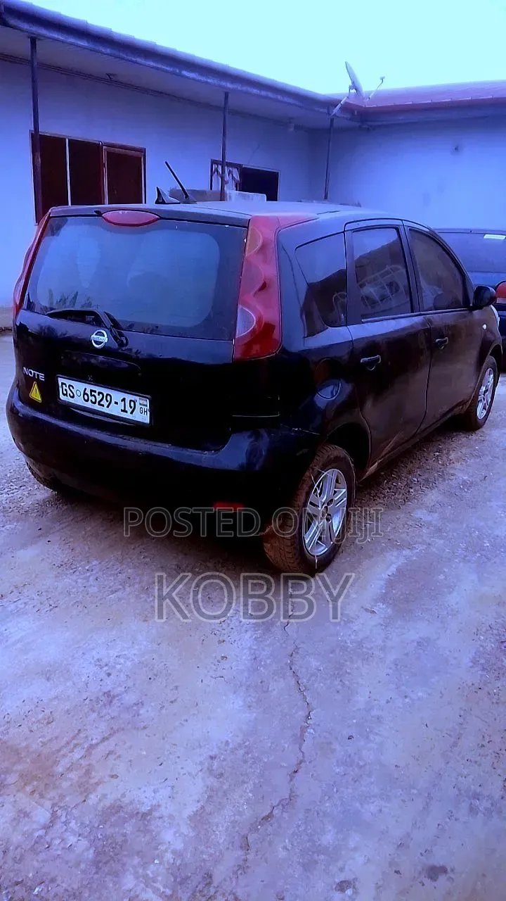 Nissan Note 2010 Black