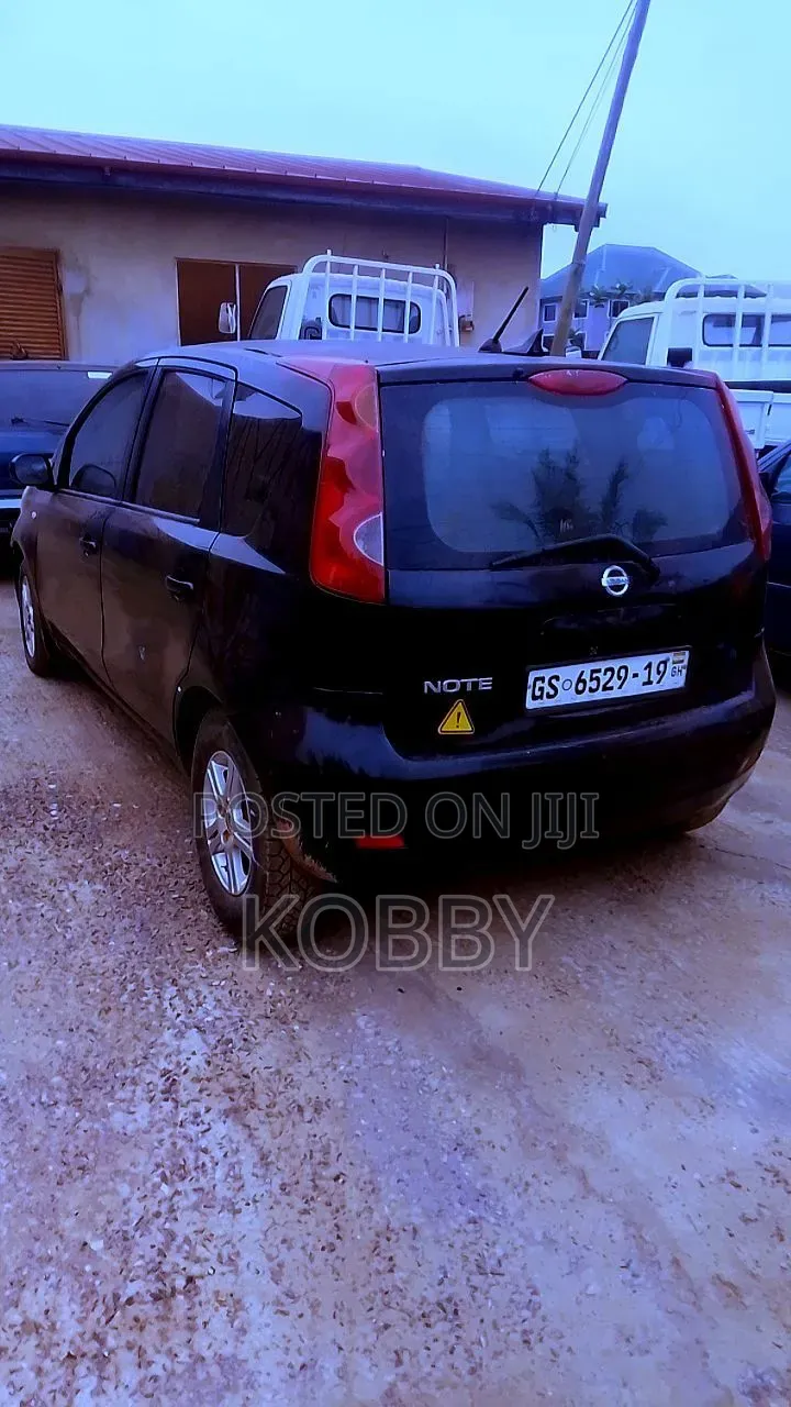 Nissan Note 2010 Black