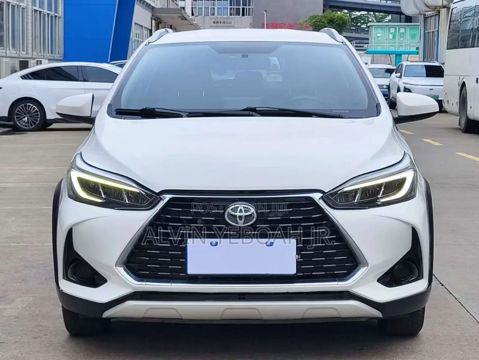 Toyota Yaris 2022 White