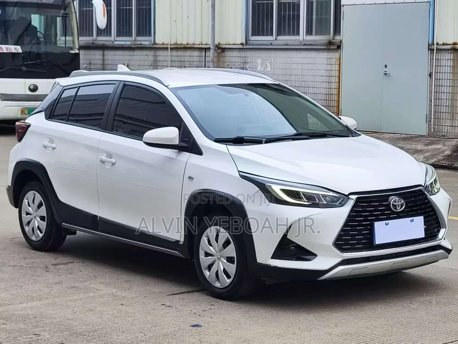 Toyota Yaris 2022 White