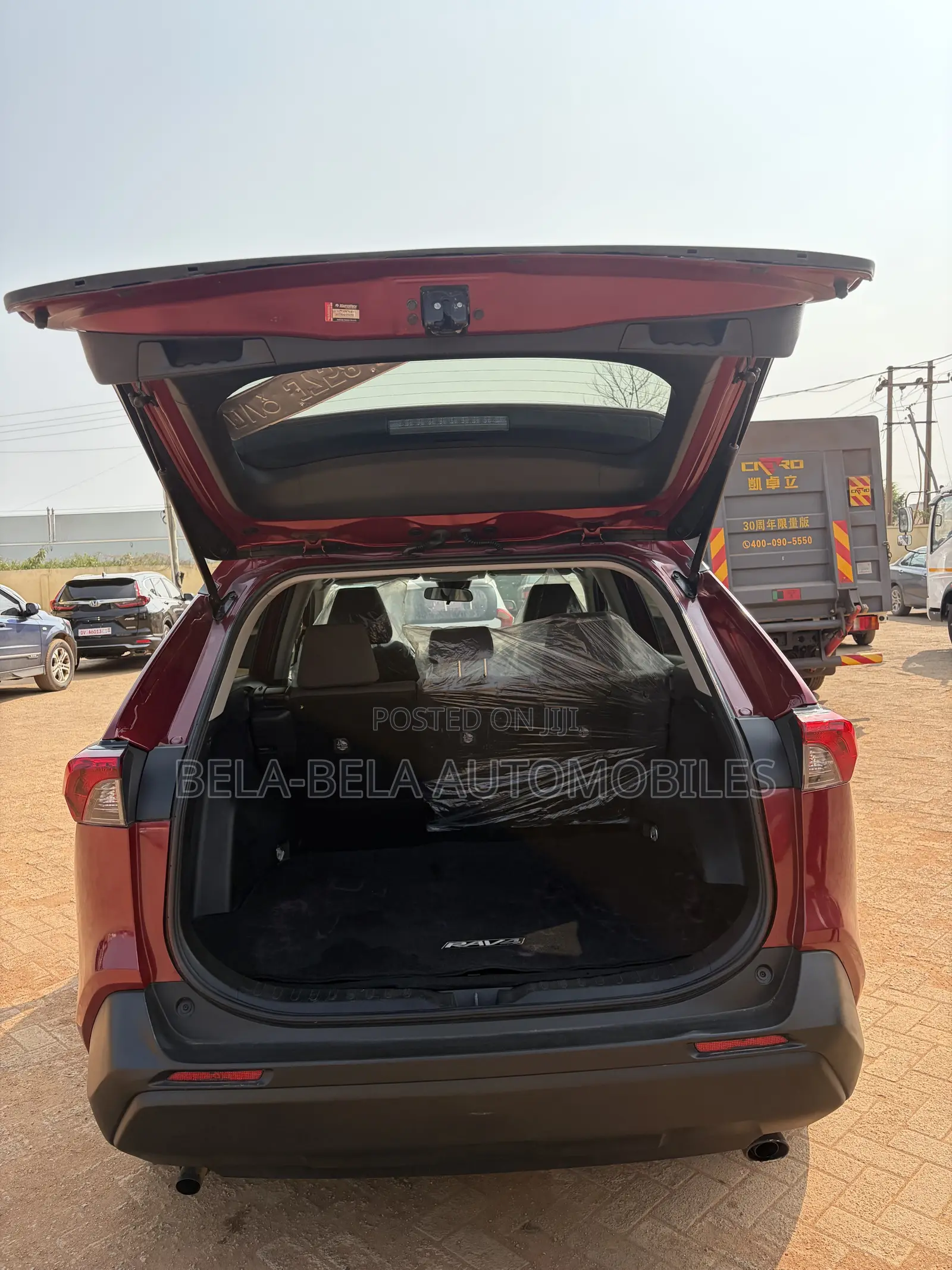Toyota RAV4 XLE AWD 2020 Red