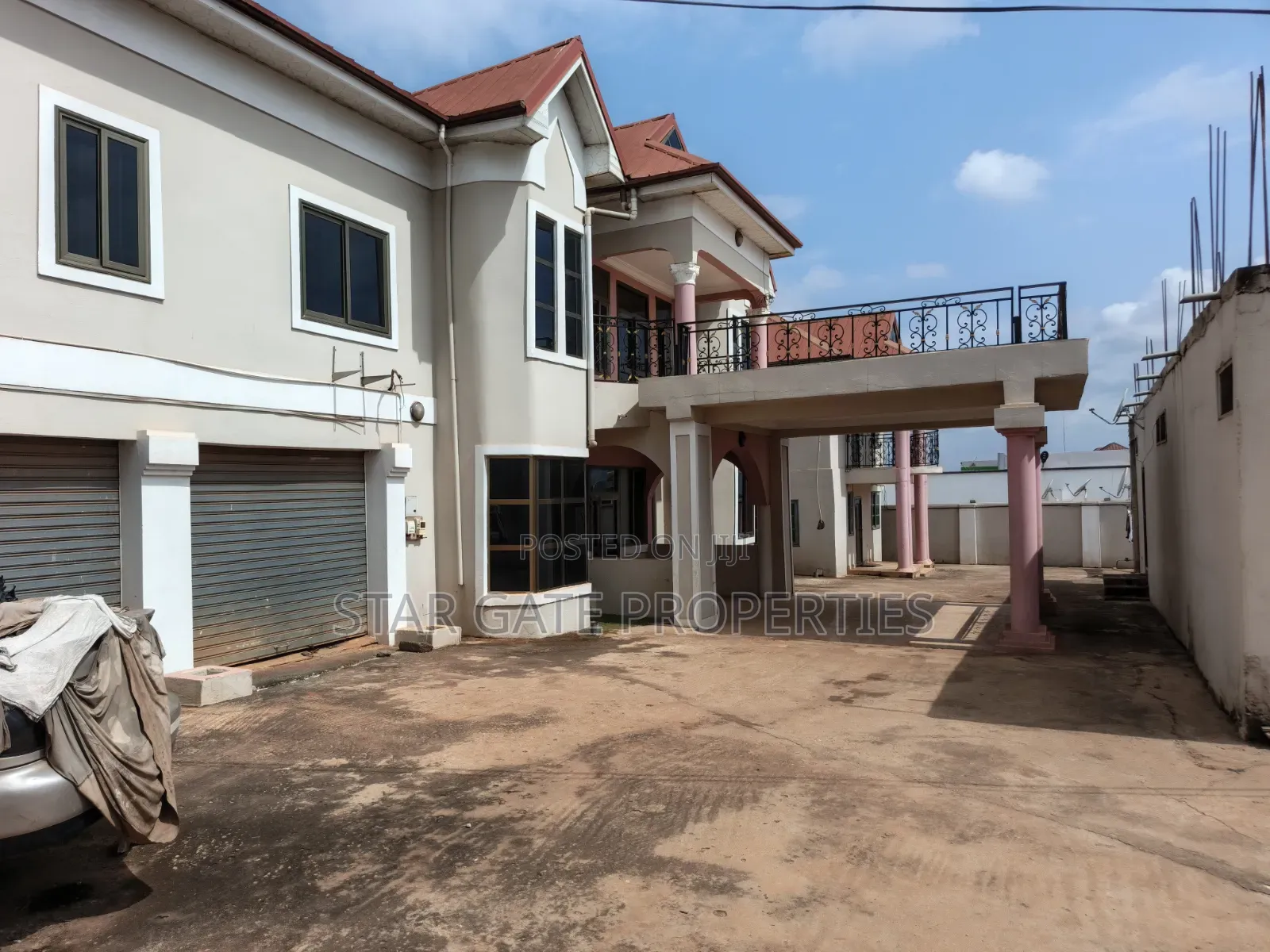 4bdrm Apartment in Kotwi Near Santasi, Kumasi Metropolitan for rent