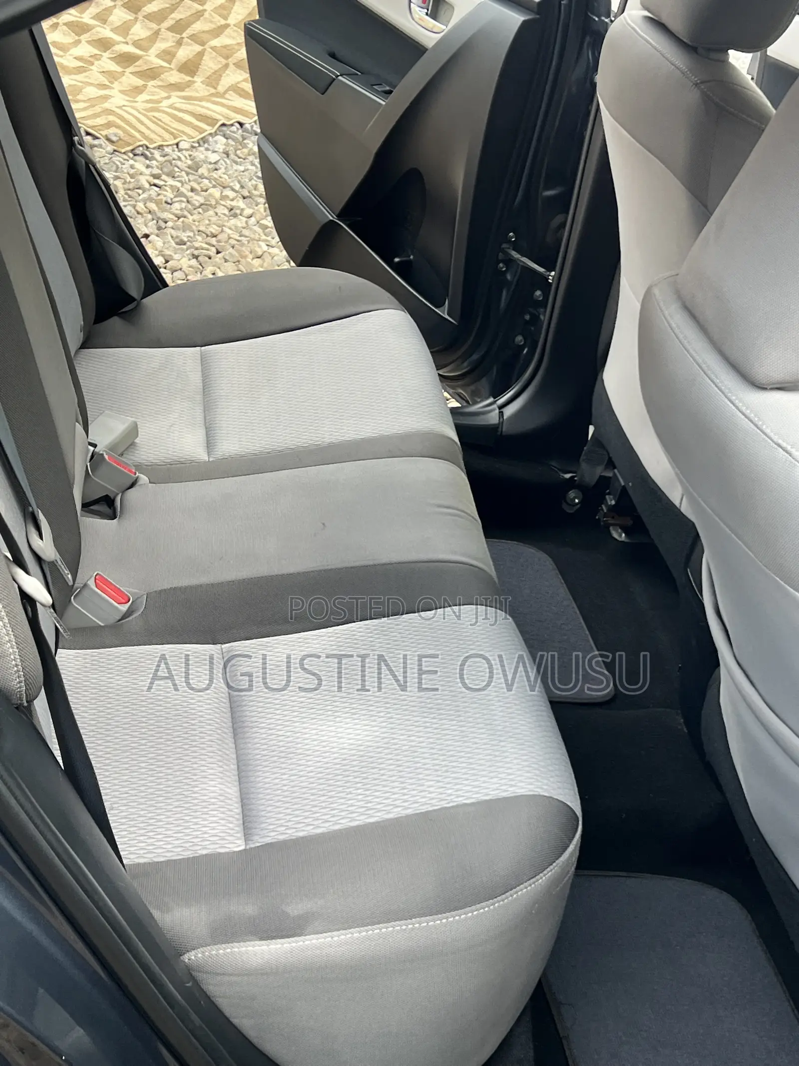 Toyota Corolla LE ECO w/Package 1 4dr Sedan (1.8L 4cyl CVT) 2017 Gray