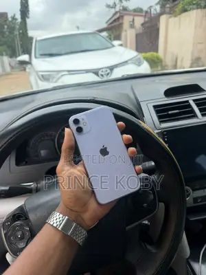 Apple iPhone 11 64 GB Purple