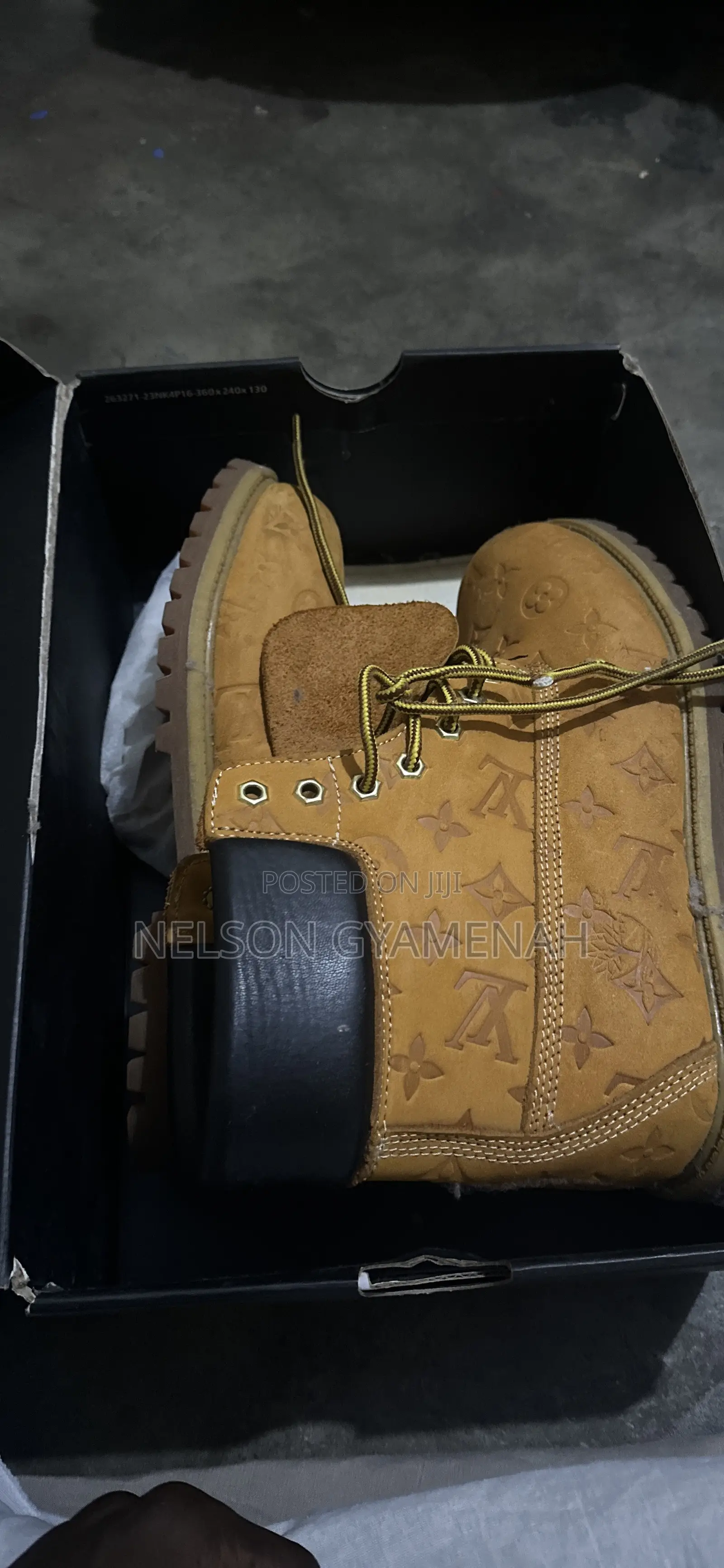 Shoe for Sale