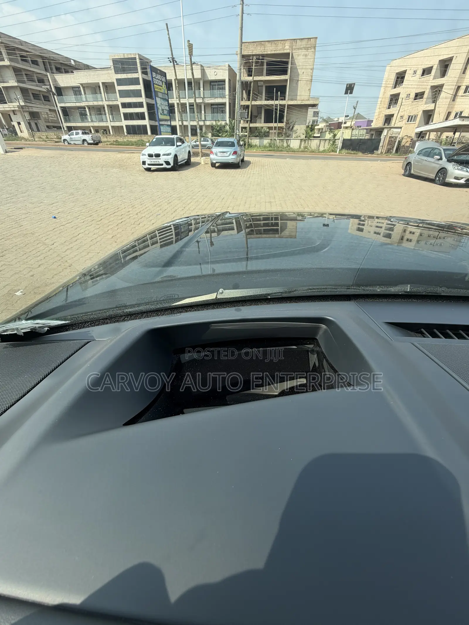 Land Rover Range Rover Autobiography 2024 Black