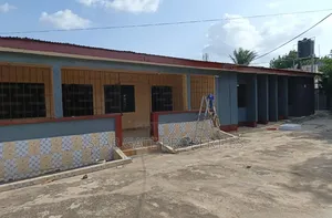 5bdrm House in Buokrom Estate (, Kumasi Metropolitan for rent