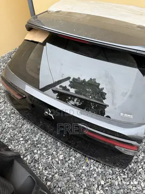 2025 Mitsubishi Outlander Back Booth