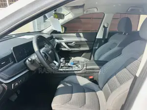 Jetour X70 Plus 2021 White
