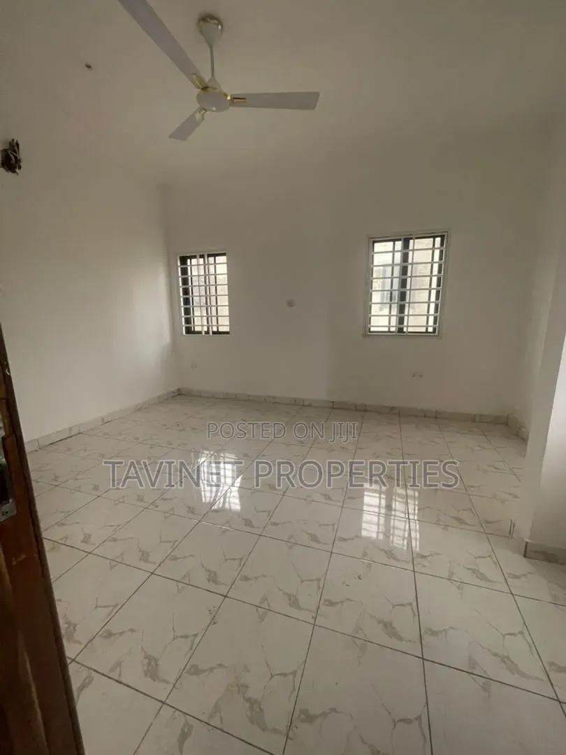 3bdrm House in Amrahia for sale