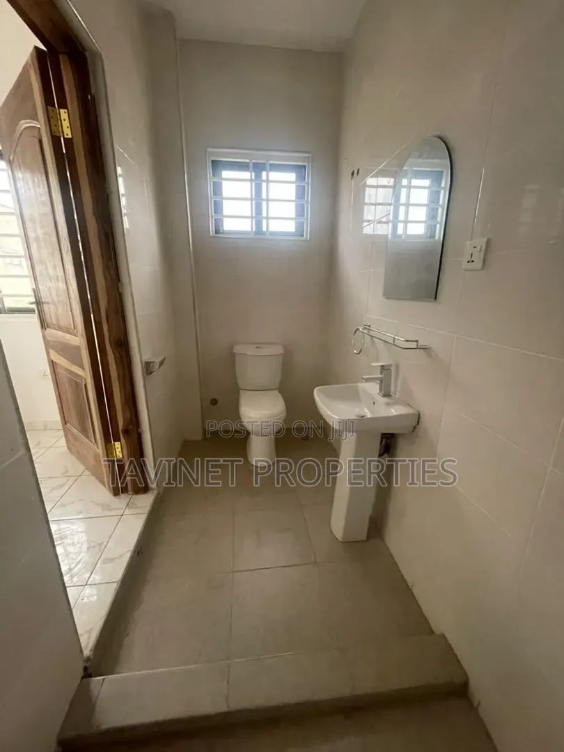 3bdrm House in Amrahia for sale