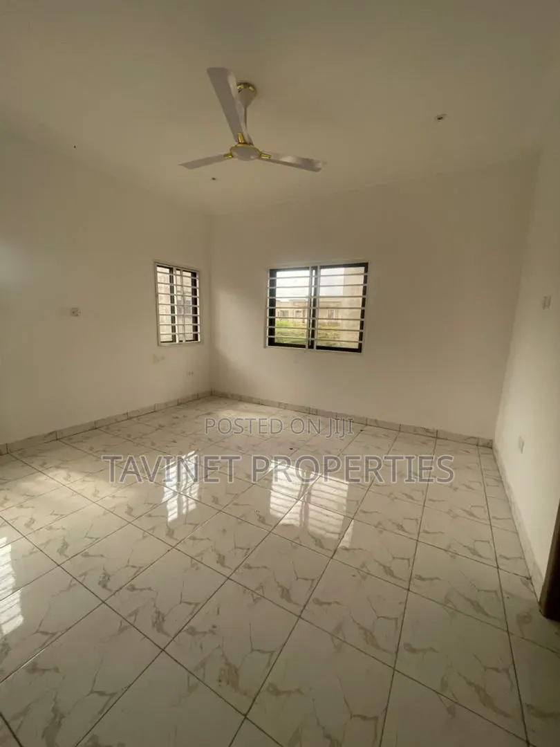 3bdrm House in Amrahia for sale