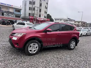 Toyota RAV4 2015 Red