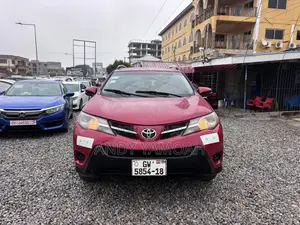 Toyota RAV4 2015 Red