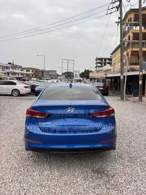 Hyundai Elantra 2017 Blue