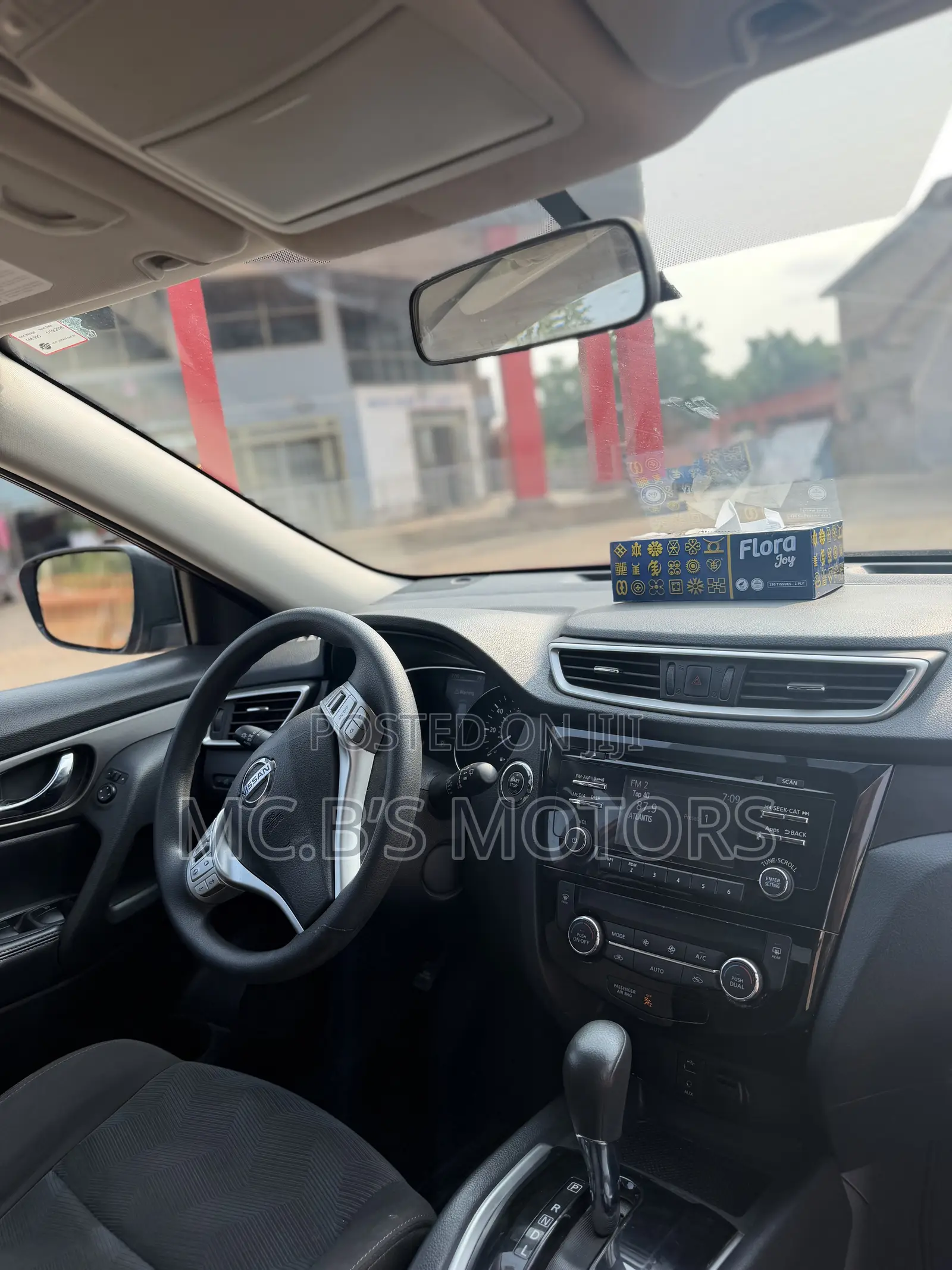 Nissan Sentra 2018 Red