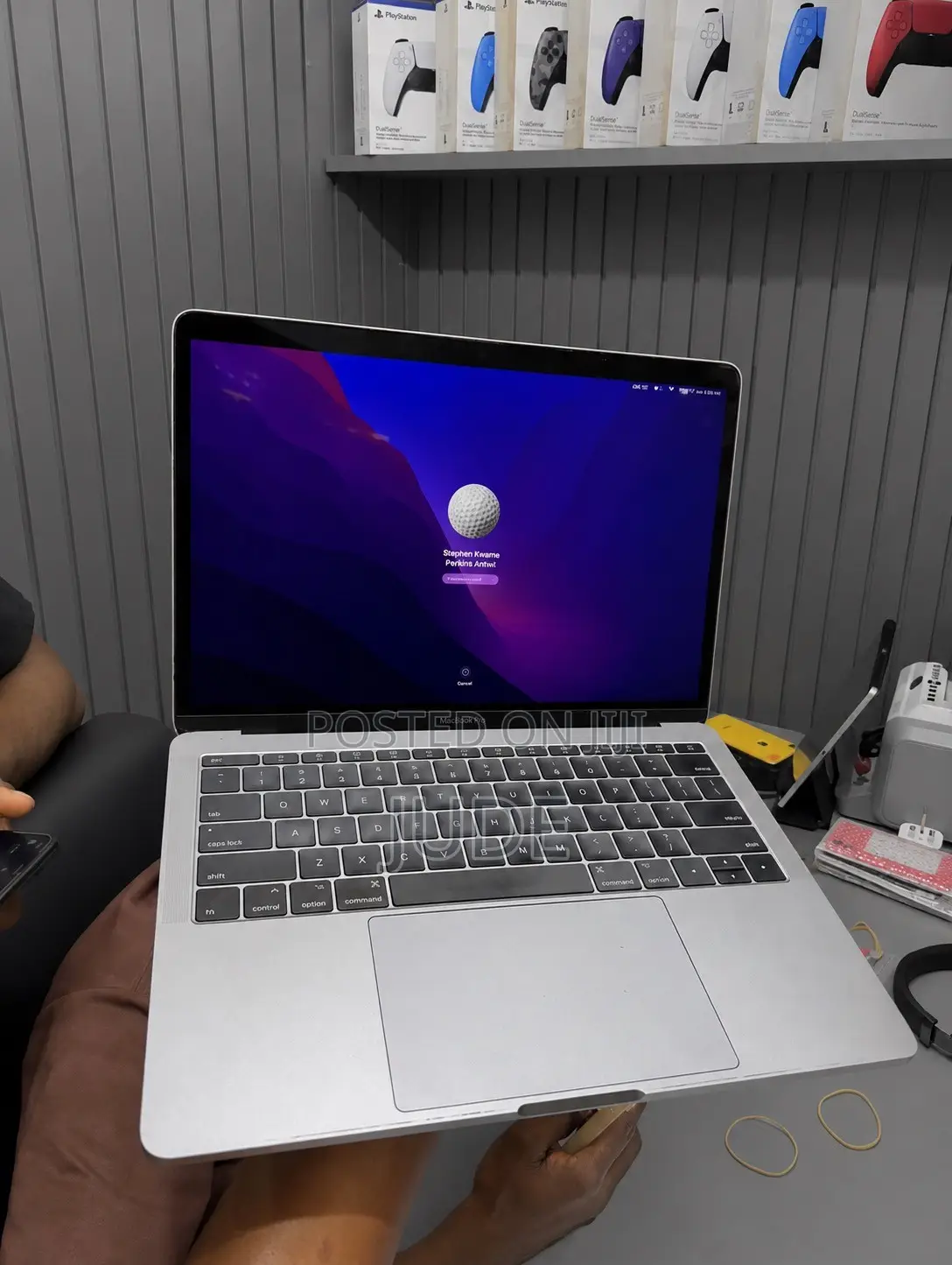 Laptop Apple MacBook Pro 2017 8GB Intel Core i5 SSD 128GB