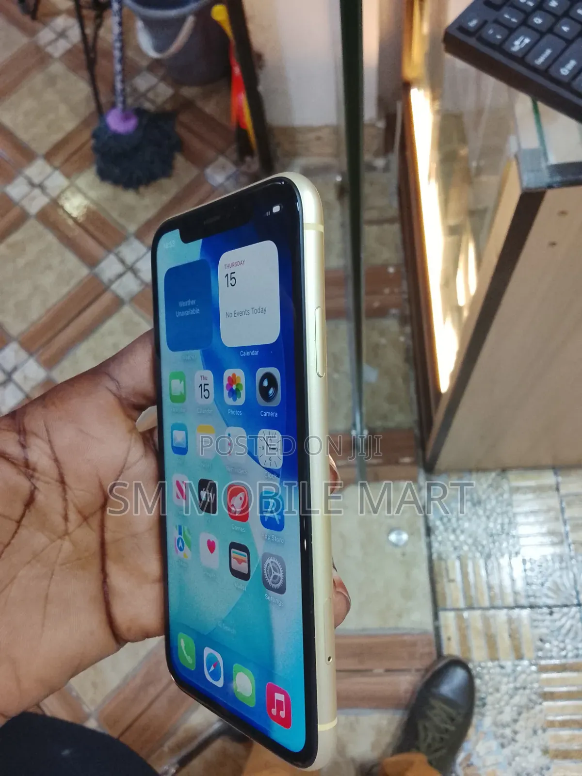 Apple iPhone 11 128 GB Gold