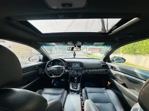 Hyundai Elantra Sport 2019 Blue