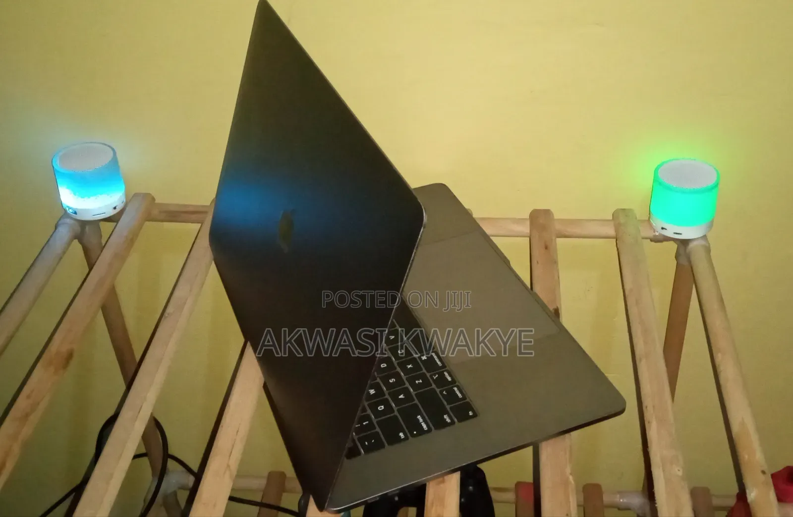 Laptop Apple MacBook Pro 2019 32GB Intel Core i9 SSD 512GB