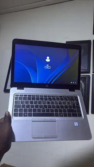 Laptop HP EliteBook 840 G3 12GB Intel Core i5 HDD+SSD 256GB