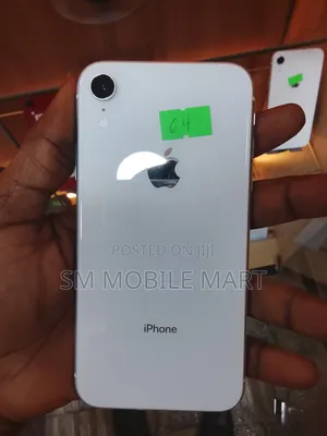 Apple iPhone XR 64 GB White