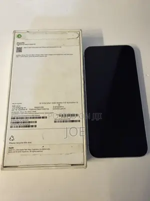 Apple iPhone 16e 128 GB White