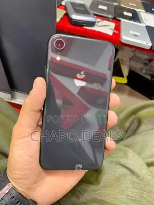 Apple iPhone XR 64 GB Black