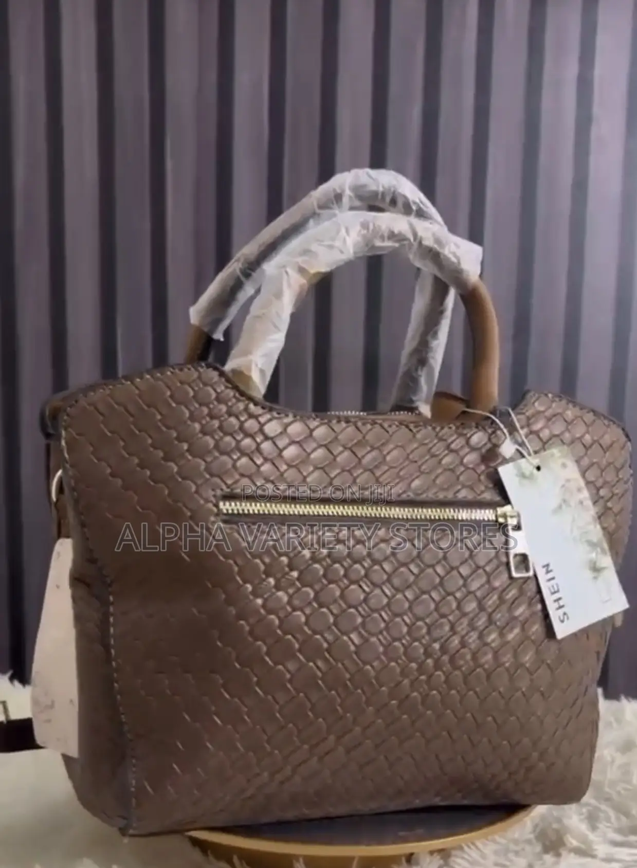 SHEIN Quality Shoulder Bags