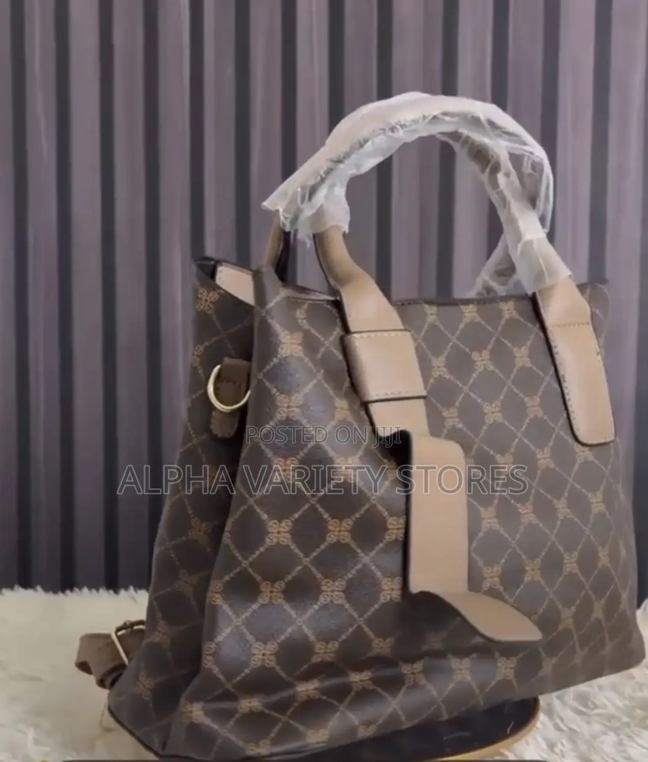 SHEIN Quality Shoulder Bags