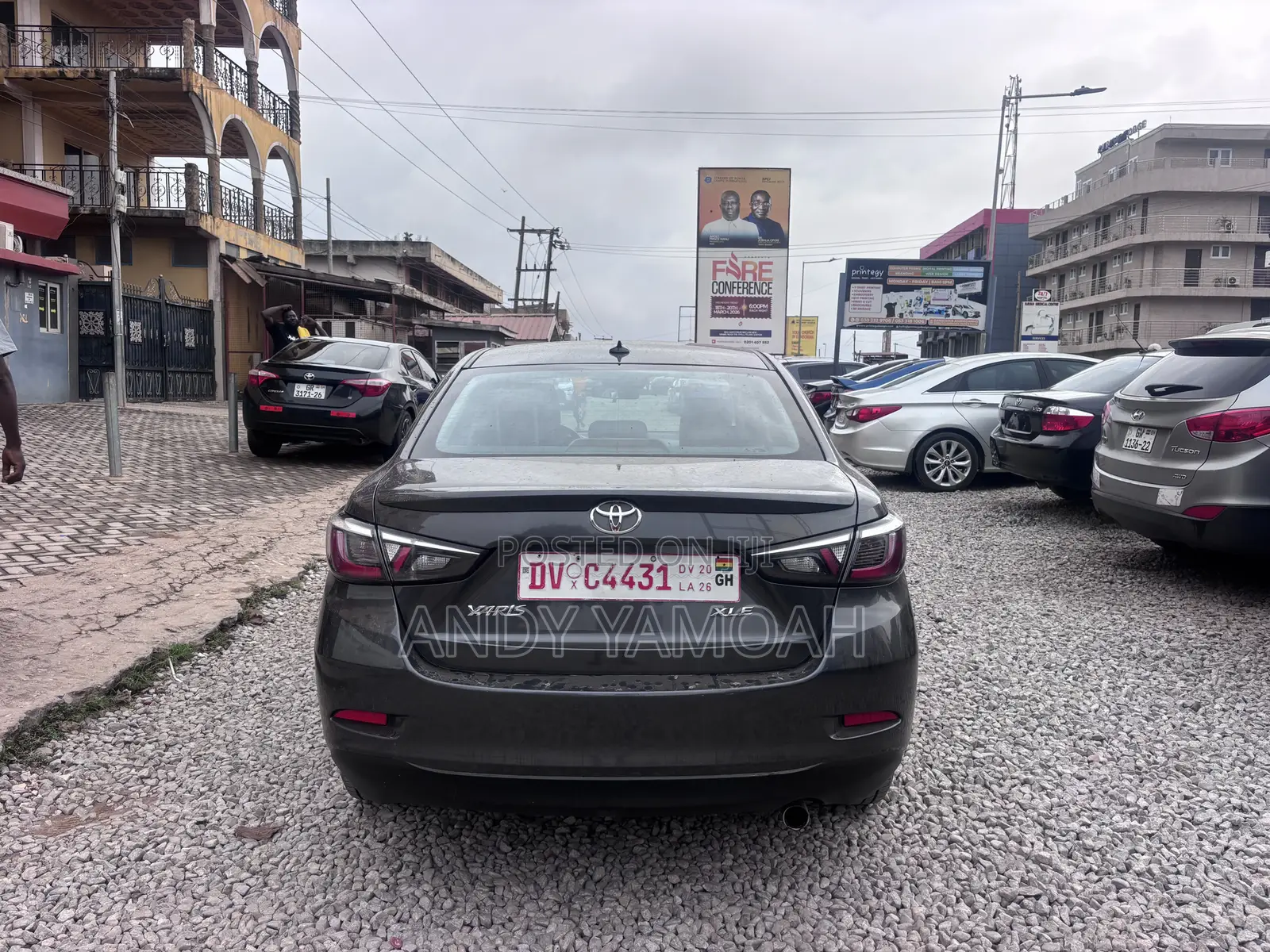 Toyota Yaris 2019 Gray