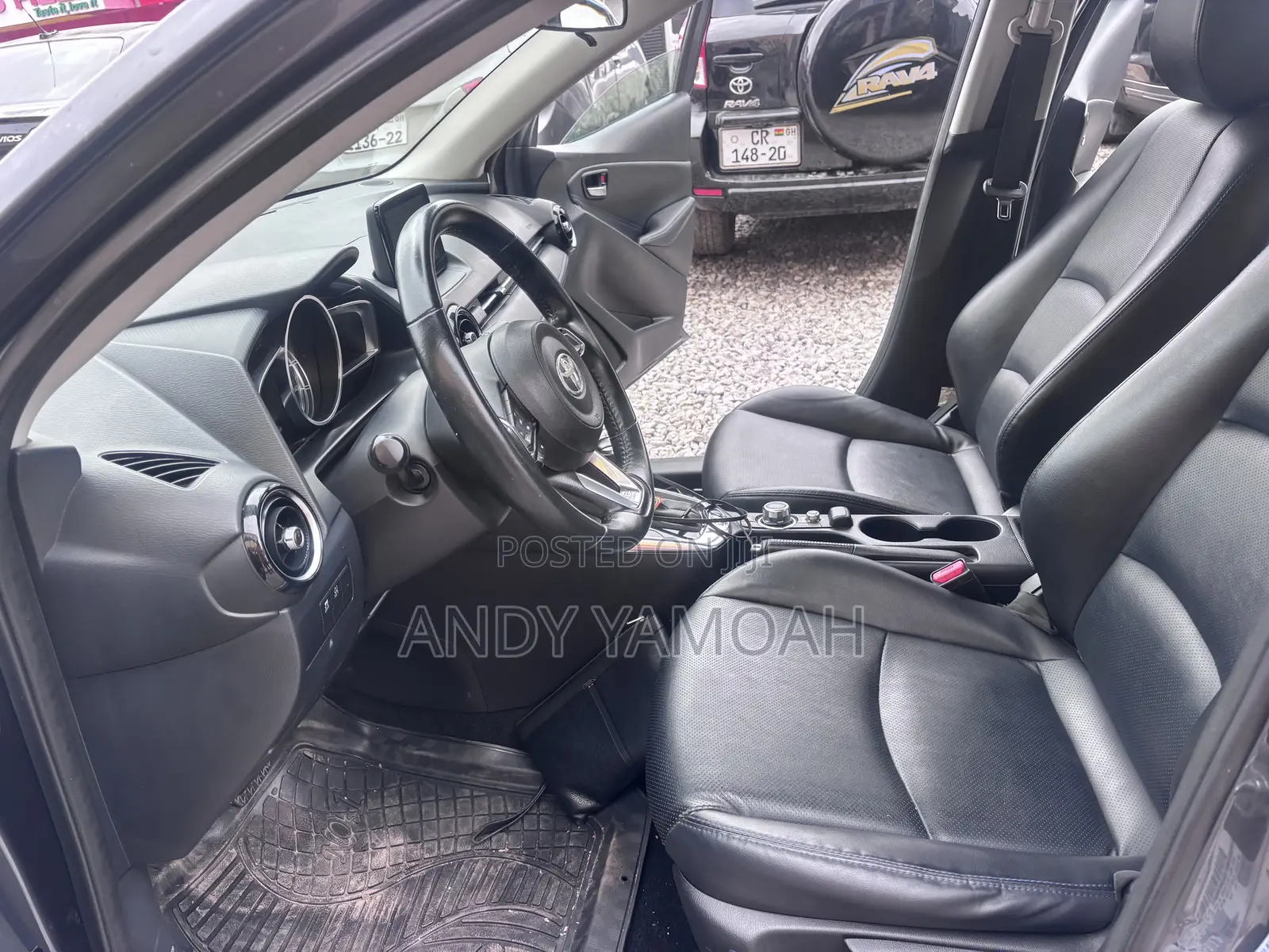 Toyota Yaris 2019 Gray