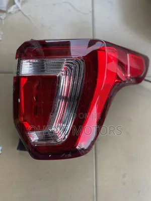 Ford Explorer 2016-2019 Tail Light Available